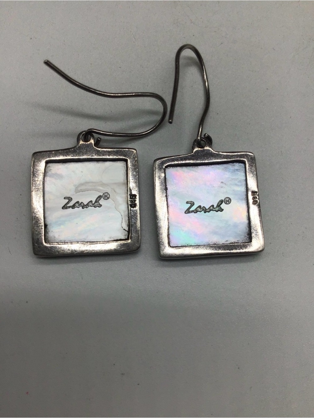 Rare Vintage Pastel MOP Earrings - Picture 4 of 6
